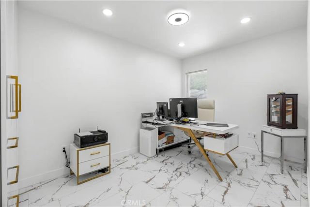 3419 Montrose Ave, La Crescenta, CA 91214