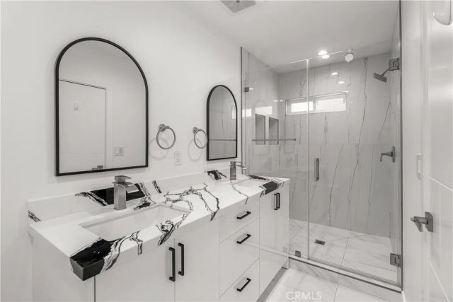 3419 Montrose Ave, La Crescenta, CA 91214