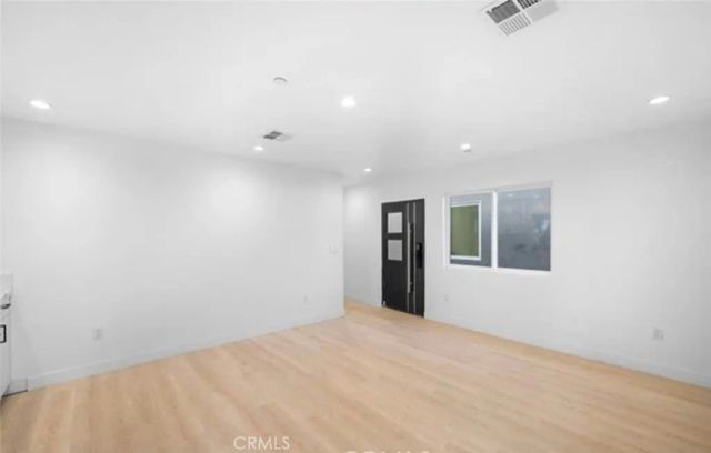 3419 Montrose Ave, La Crescenta, CA 91214