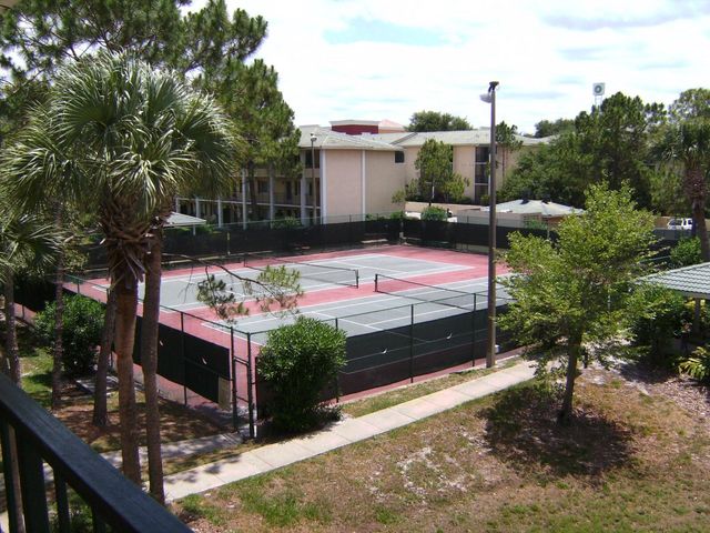 121 OYSTER BAY CIRCLE 340, Altamonte Springs, FL 32701