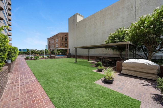 5000 Montrose Boulevard 15C, Houston, TX 77006