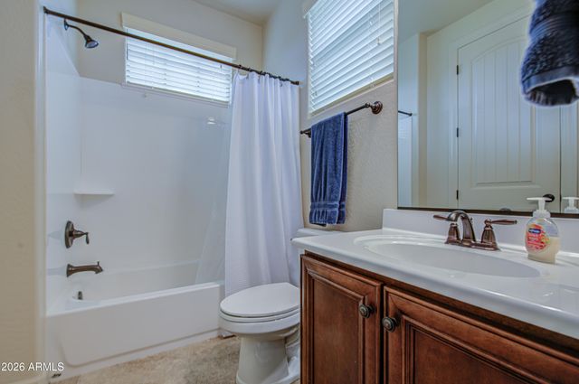 2468 E Amber Court, Gilbert, AZ 85296
