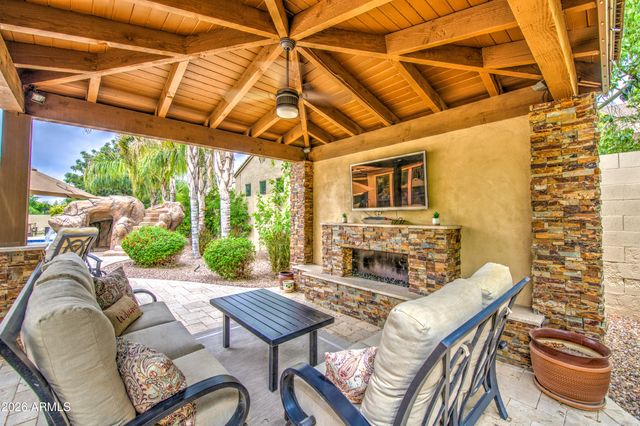 2468 E Amber Court, Gilbert, AZ 85296