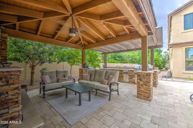 2468 E Amber Court, Gilbert, AZ 85296