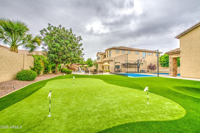 2468 E Amber Court, Gilbert, AZ 85296