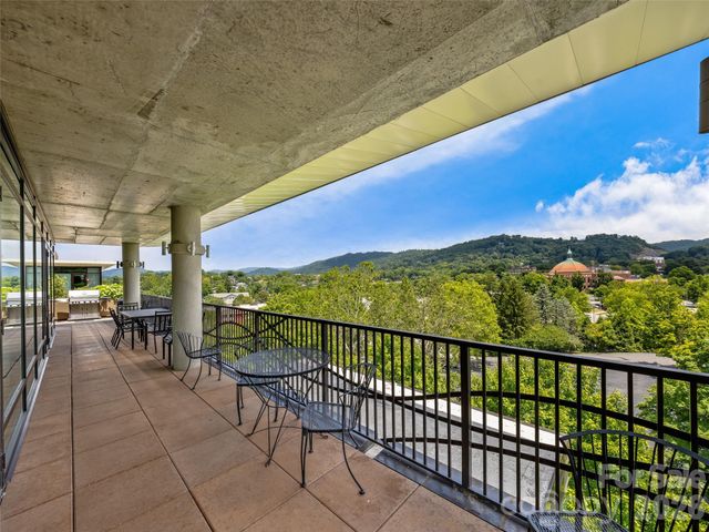 60 N Market Street 107, Asheville, NC 28801