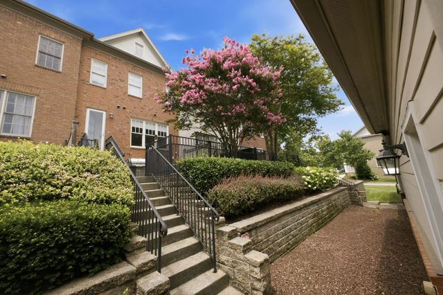 2418 Clare Park Dr, Franklin, TN 37069