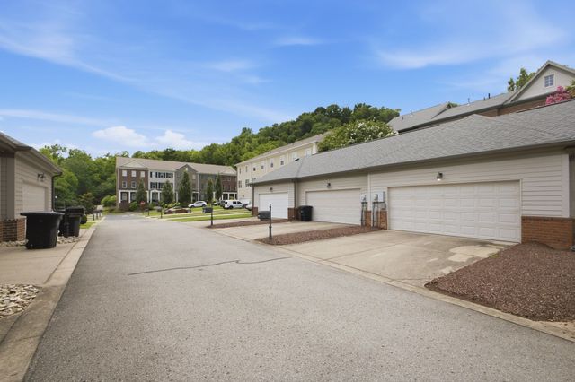 2418 Clare Park Dr, Franklin, TN 37069
