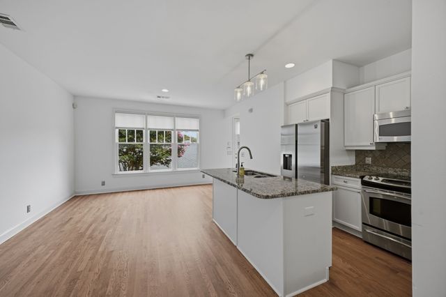 2418 Clare Park Dr, Franklin, TN 37069