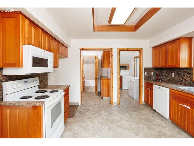 901 N Main Ave, Ridgefield, WA 98642