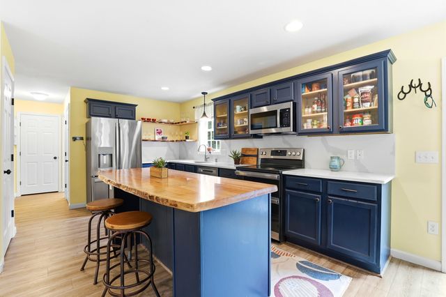 9 Pender Road, Northwood, NH 03261