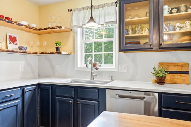 9 Pender Road, Northwood, NH 03261
