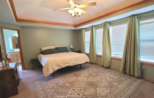 105 Primrose Ct, Rose Hill, KS 67133