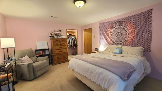 105 Primrose Ct, Rose Hill, KS 67133