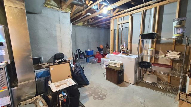 105 Primrose Ct, Rose Hill, KS 67133