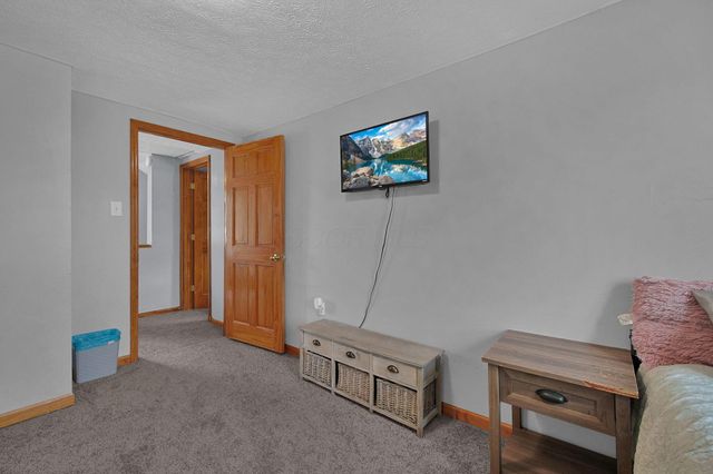 29089 Enterprise Iles Road, Logan, OH 43138