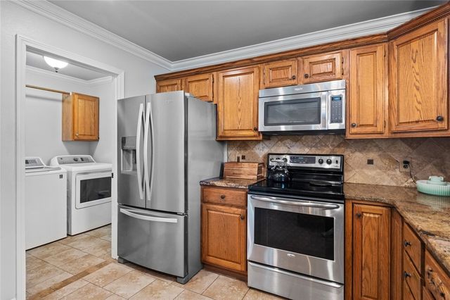2289 Oaklawn Avenue, Fayetteville, AR 72701