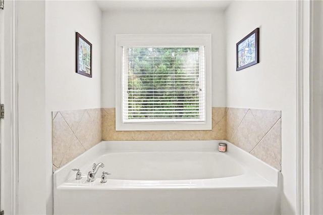 2669 Derby Walk NE, Atlanta, GA 30319