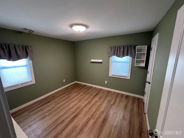 92 Woodland Drive, Aberdeen, NJ 07735