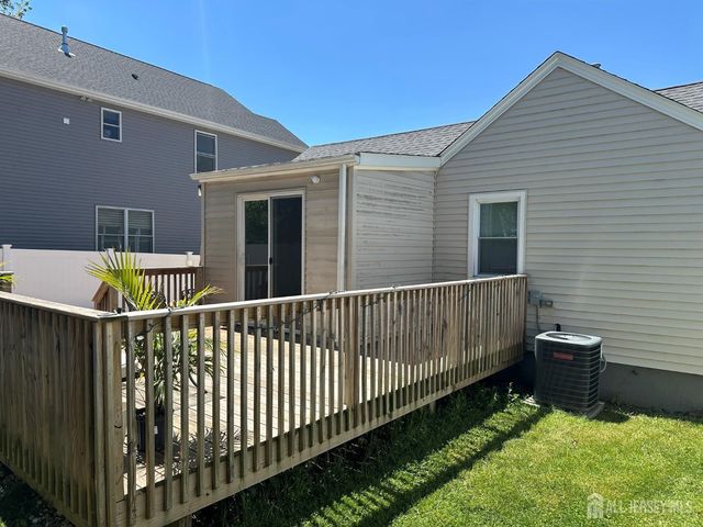 92 Woodland Drive, Aberdeen, NJ 07735