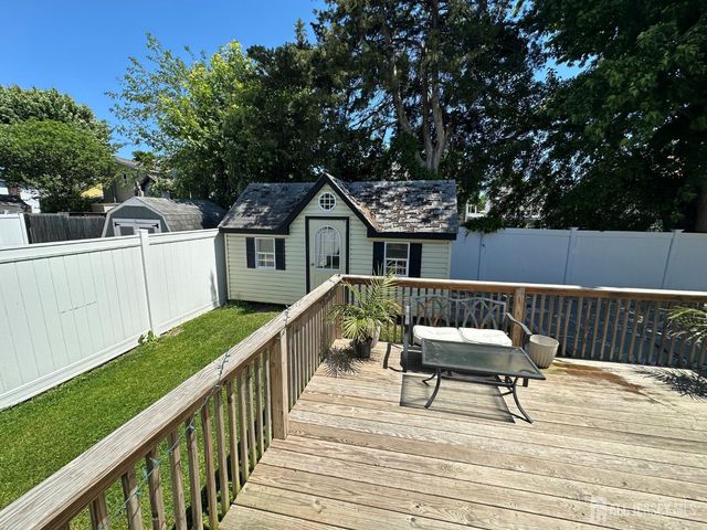 92 Woodland Drive, Aberdeen, NJ 07735