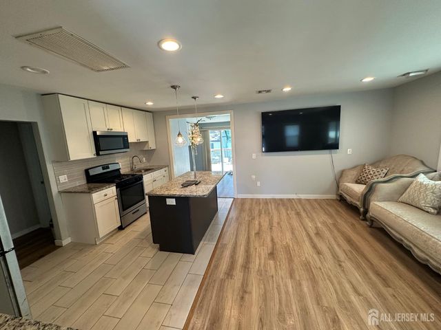 92 Woodland Drive, Aberdeen, NJ 07735