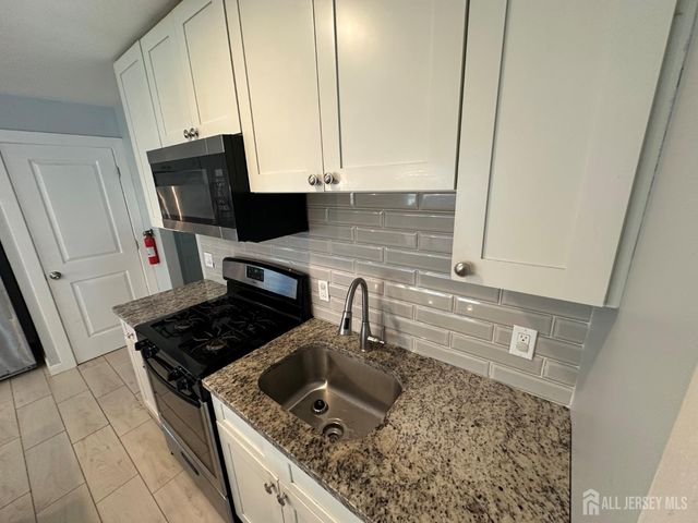 92 Woodland Drive, Aberdeen, NJ 07735