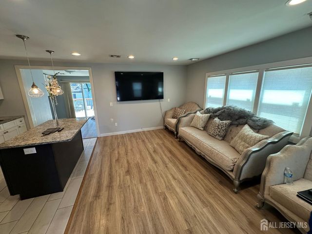 92 Woodland Drive, Aberdeen, NJ 07735
