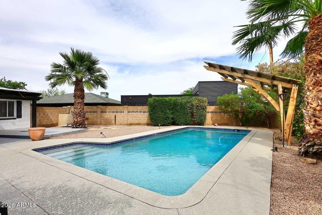 6829 E ALMERIA Road, Scottsdale, AZ 85257