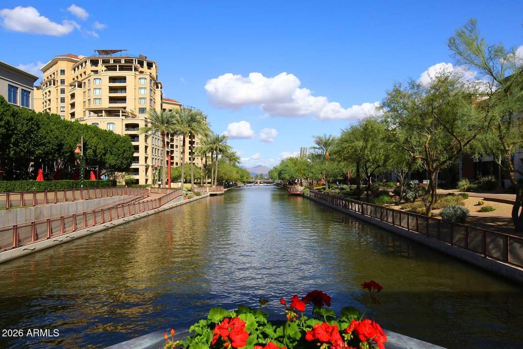 Image 48 of property listing at 6829 E ALMERIA Road, Scottsdale, AZ 85257