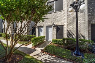 7392 Regency Square Court 7392, Houston, TX 77036