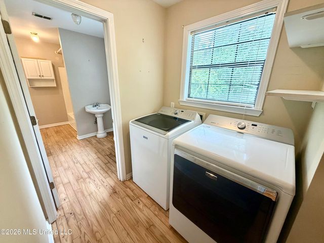 1523 Albacore Drive, Gautier, MS 39553