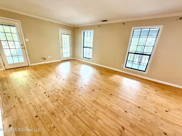 1523 Albacore Drive, Gautier, MS 39553