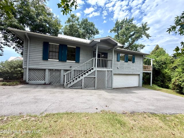 1523 Albacore Drive, Gautier, MS 39553