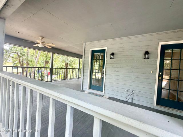 1523 Albacore Drive, Gautier, MS 39553