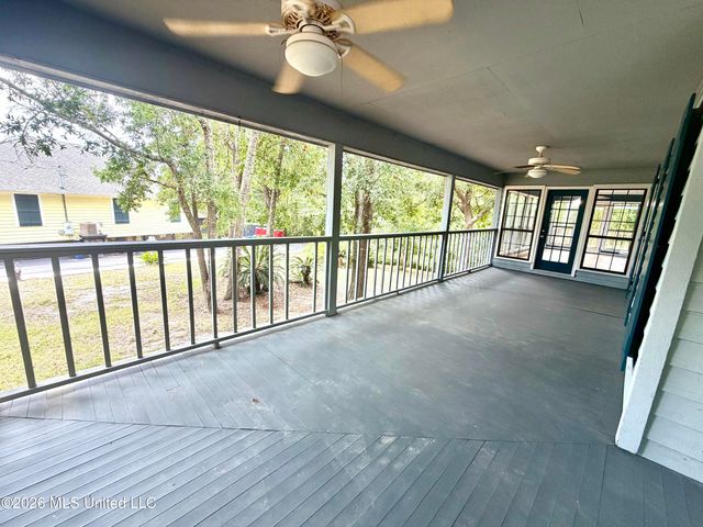 1523 Albacore Drive, Gautier, MS 39553