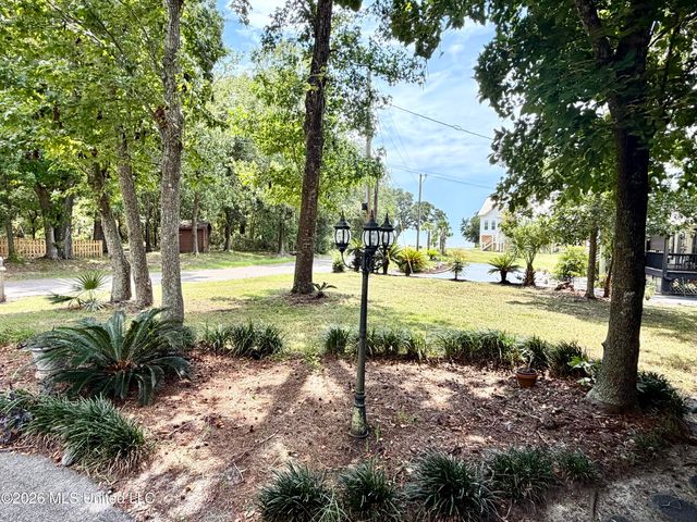1523 Albacore Drive, Gautier, MS 39553