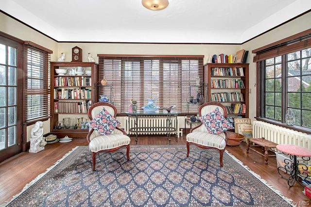 216 Hartsdale Avenue, White Plains, NY 10606