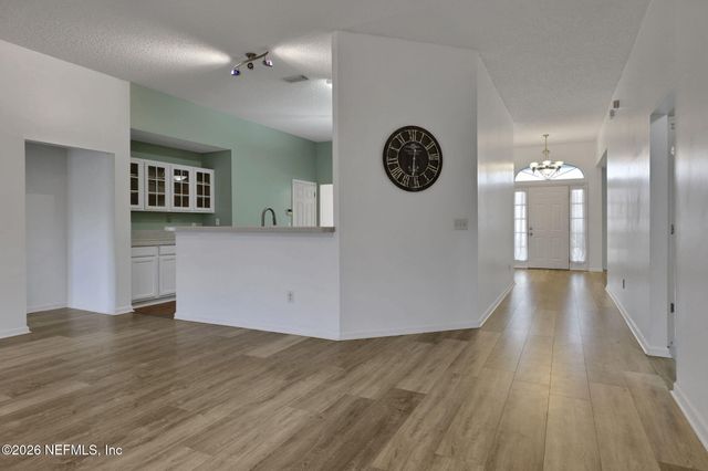 7418 PLANTATION CLUB Drive, Jacksonville, FL 32244