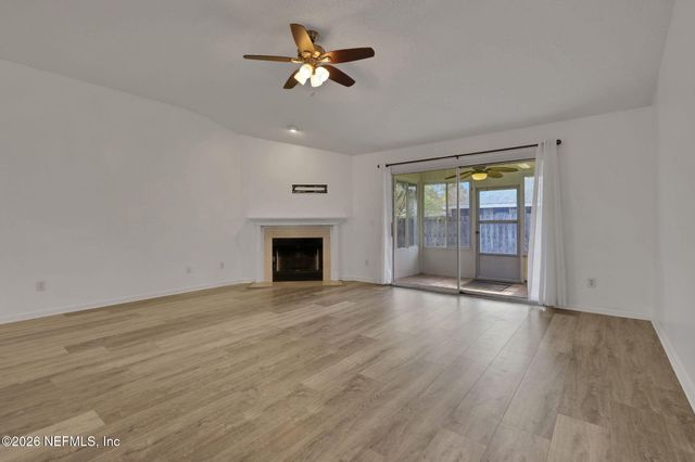 7418 PLANTATION CLUB Drive, Jacksonville, FL 32244