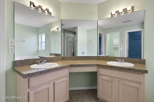 7418 PLANTATION CLUB Drive, Jacksonville, FL 32244