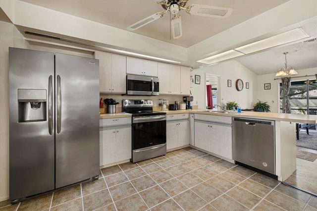 5008 30TH STREET COURT E, Bradenton, FL 34203