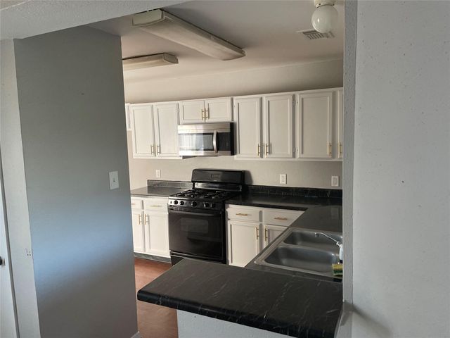 8531 Grand Knolls Drive, Houston, TX 77083