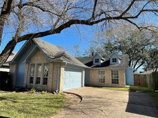 8531 Grand Knolls Drive, Houston, TX 77083