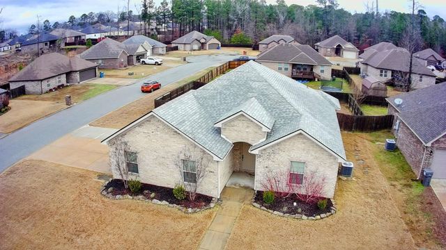 2900 Perth Cove, Benton, AR 72015