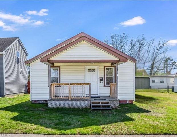 1804 Portlock RD, Chesapeake, VA 23324