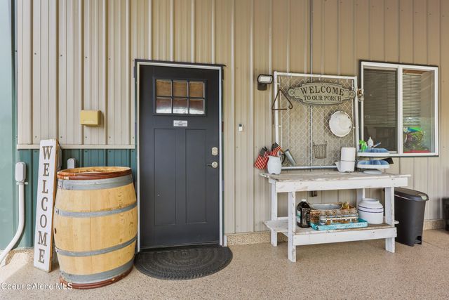 8702 E Scout Trail RD, Athol, ID 83801