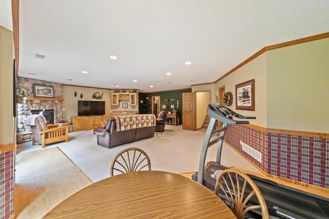 11021 Timberline Drive N, Champlin, MN 55316