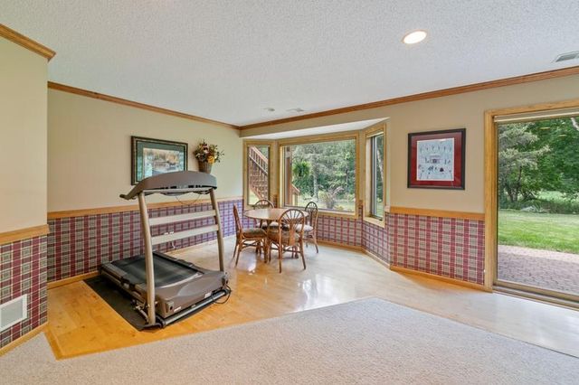 11021 Timberline Drive N, Champlin, MN 55316