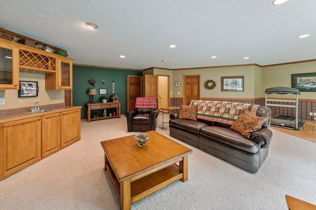 11021 Timberline Drive N, Champlin, MN 55316